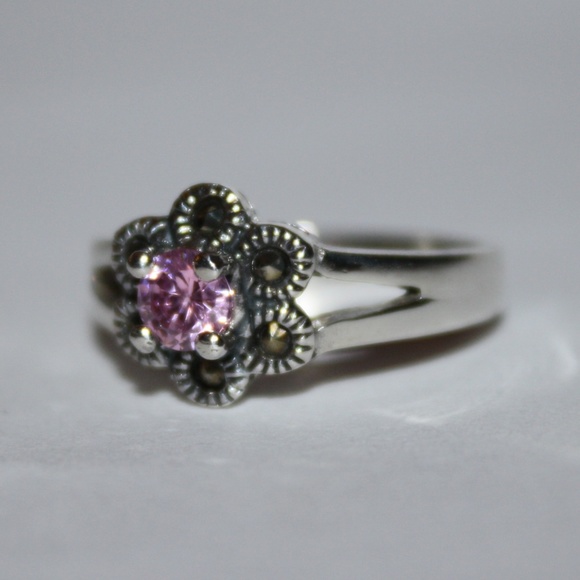 Pink Ice and Marcasite Sterling Flower Ring NWT - Picture 3 of 4